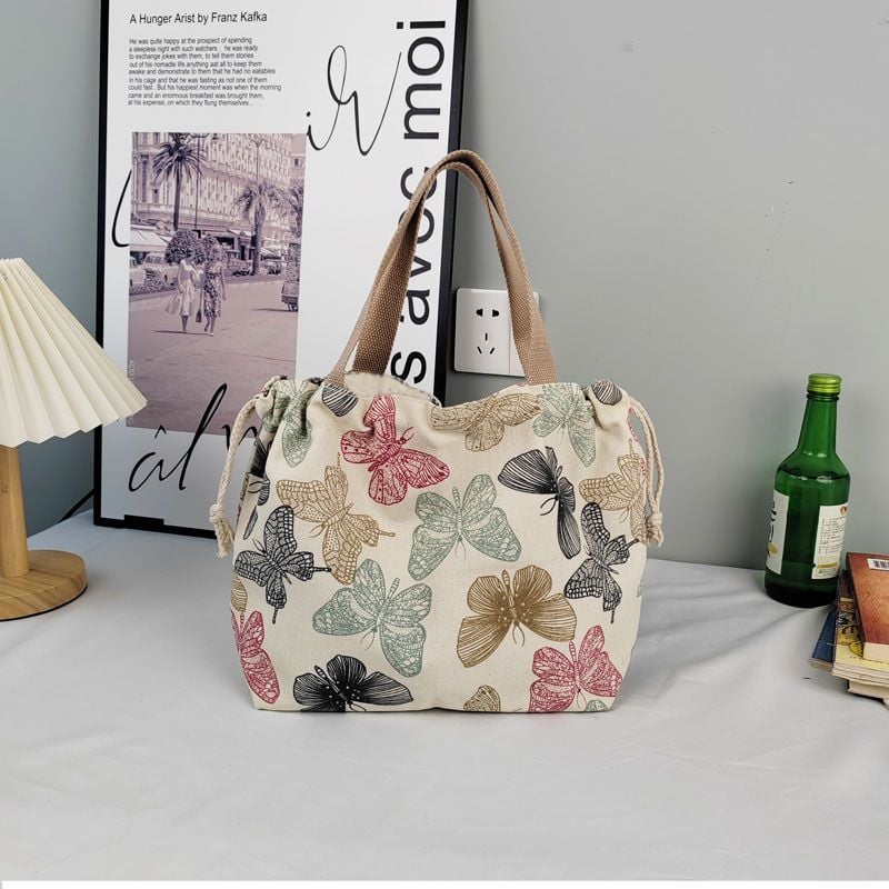 Tote bag with designs