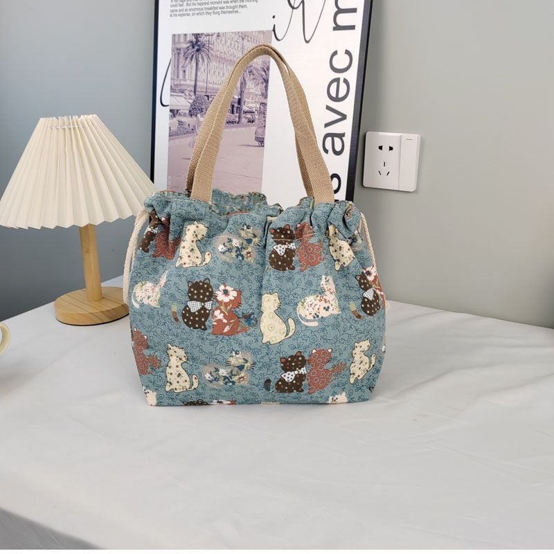 Tote bag with designs