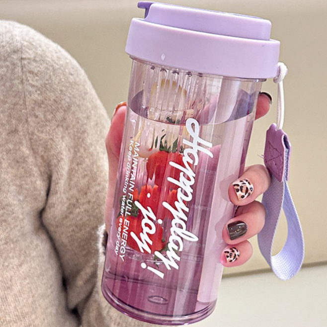 High appearance Cute Water Bottle with Straw Large Capacity